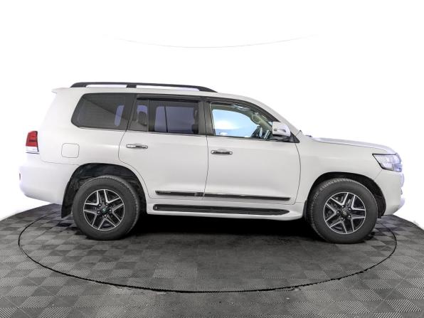 Toyota Land Cruiser 200 Series Рестайлинг 2 с пробегом 2016 года, цена 4 490 000 рублей, 251540 км, внедорожник, Автокод Объявления