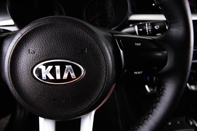 Kia Rio IV с пробегом 2018 года, цена 1 229 000 рублей, 160000 км, седан, Автокод Объявления