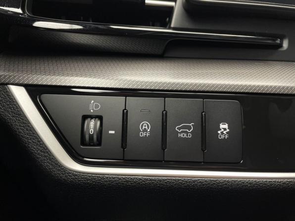 Kia Sportage V с пробегом 2025 года, цена 4 677 000 рублей, 65 км, внедорожник, Автокод Объявления