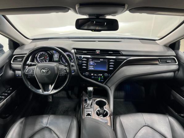 Toyota Camry VIII (XV70) с пробегом 2019 года, цена 2 590 000 рублей, 130776 км, универсал, Автокод Объявления