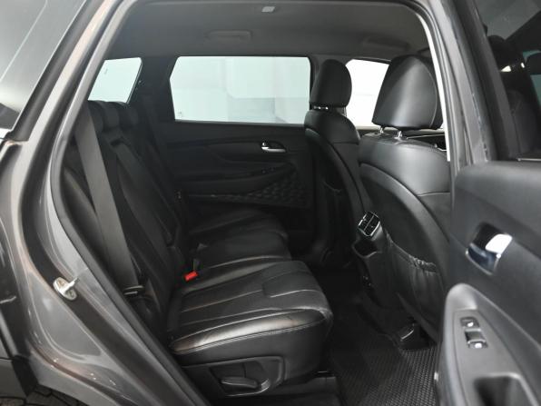 Hyundai Santa Fe IV с пробегом 2018 года, цена 2 690 000 рублей, 146050 км, внедорожник, Автокод Объявления
