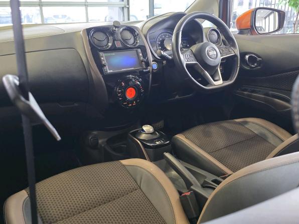 Nissan Note II Рестайлинг с пробегом 2017 года, цена 1 210 000 рублей, 96057 км, хэтчбек, Автокод Объявления