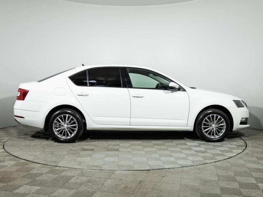 Skoda Octavia III (A7) Рестайлинг Санкт-Петербург  - изображение 4