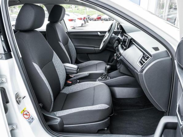 Skoda Rapid II с пробегом 2021 года, цена 1 687 000 рублей, 34552 км, лифтбек, Автокод Объявления