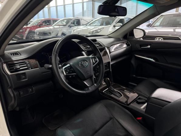 Toyota Camry VII (XV50) Рестайлинг с пробегом 2016 года, цена 2 200 000 рублей, 198263 км, седан, Автокод Объявления