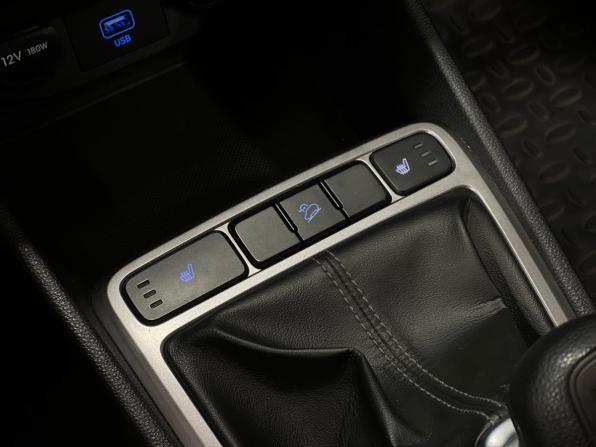 Hyundai Creta I Рестайлинг с пробегом 2021 года, цена 1 635 000 рублей, 109800 км, внедорожник, Автокод Объявления
