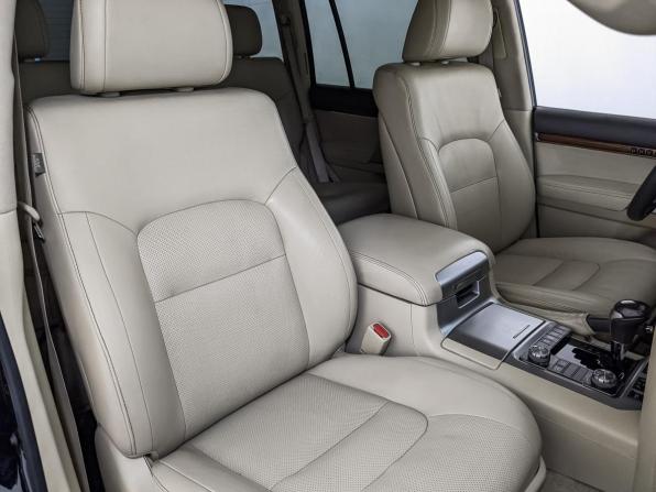 Toyota Land Cruiser 200 Series Рестайлинг 2 с пробегом 2015 года, цена 5 145 000 рублей, 152605 км, внедорожник, Автокод Объявления