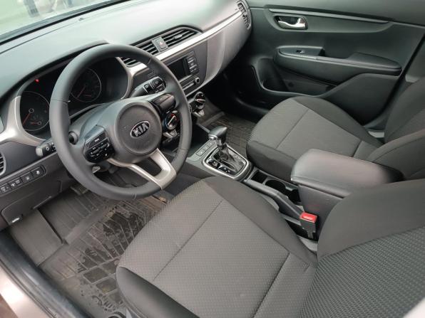 Kia Rio IV Рестайлинг с пробегом 2020 года, цена 1 470 000 рублей, 74406 км, седан, Автокод Объявления