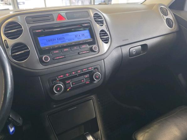 Volkswagen Tiguan I с пробегом 2010 года, цена 1 050 000 рублей, 228020 км, внедорожник, Автокод Объявления