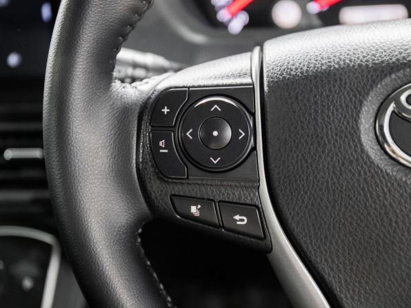 Toyota Voxy III (R80) с пробегом 2014 года, цена 1 699 500 рублей, 203214 км, минивэн, Автокод Объявления