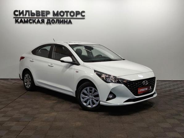 Hyundai Solaris II Рестайлинг с пробегом 2021 года, цена 1 399 000 рублей, 118525 км, седан, Автокод Объявления