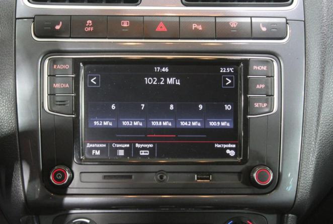 Volkswagen Polo V Рестайлинг с пробегом 2019 года, цена 1 435 000 рублей, 157098 км, седан, Автокод Объявления