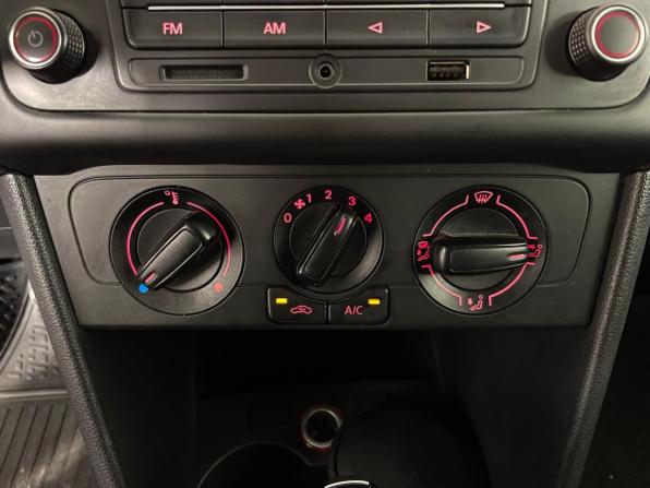 Volkswagen Polo V с пробегом 2014 года, цена 749 000 рублей, 181126 км, седан, Автокод Объявления