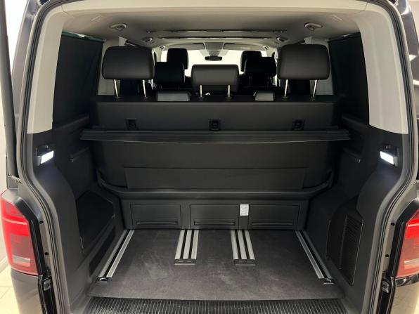 Volkswagen Multivan T6 Рестайлинг с пробегом 2022 года, цена 8 363 000 рублей, 58697 км, минивэн, Автокод Объявления