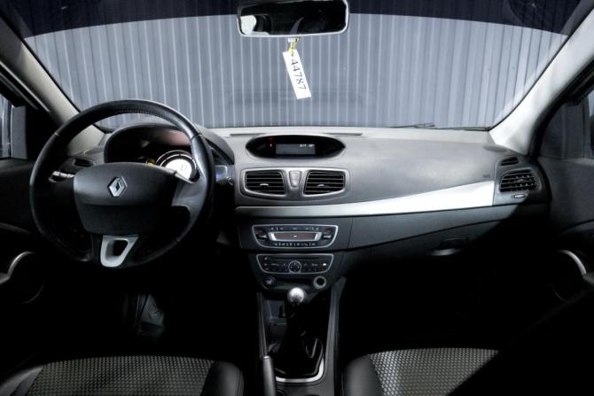 Renault Fluence I с пробегом 2012 года, цена 749 000 рублей, 224741 км, седан, Автокод Объявления