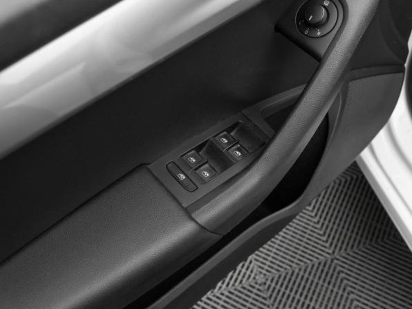 Skoda Octavia III (A7) Рестайлинг с пробегом 2019 года, цена 1 640 000 рублей, 126638 км, лифтбек, Автокод Объявления