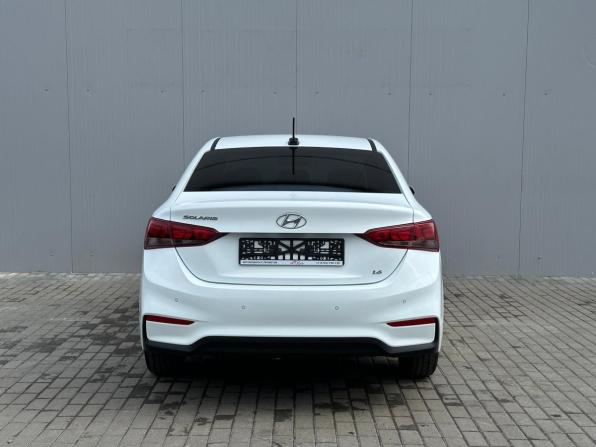 Hyundai Solaris II с пробегом 2019 года, цена 1 480 000 рублей, 75600 км, седан, Автокод Объявления