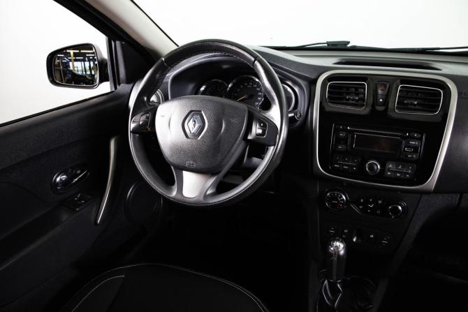 Renault Sandero II с пробегом 2016 года, цена 899 000 рублей, 133000 км, хэтчбек, Автокод Объявления