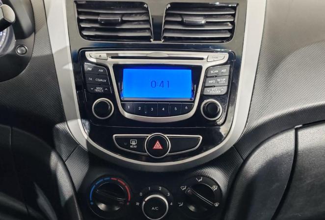 Hyundai Solaris I с пробегом 2013 года, цена 620 000 рублей, 196580 км, седан, Автокод Объявления