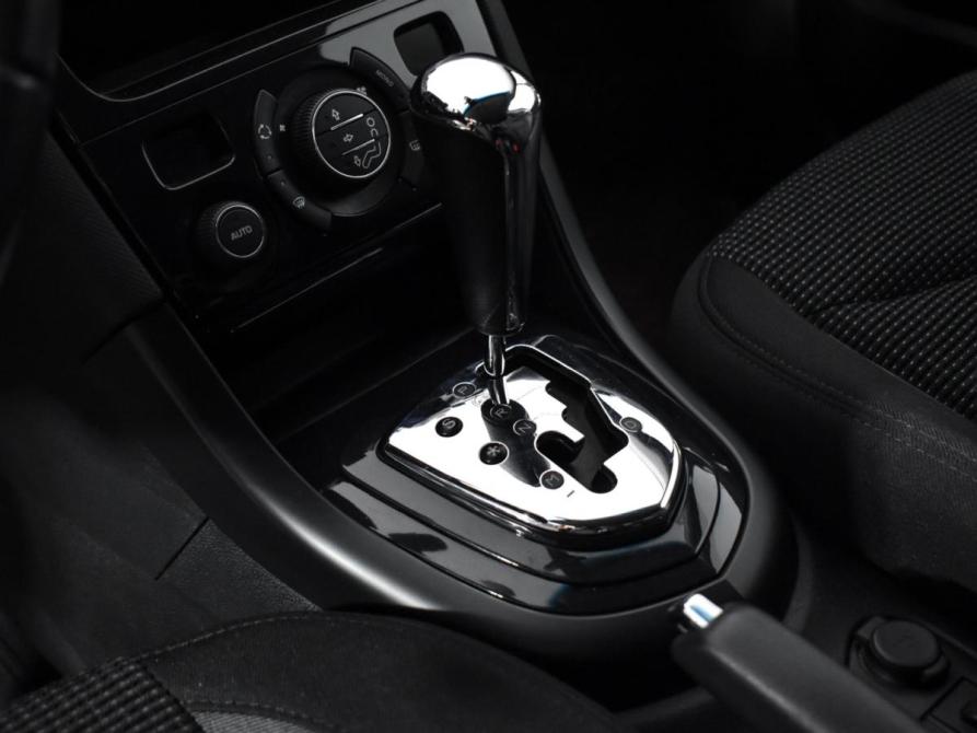 Peugeot 408 I Санкт-Петербург  - изображение 12