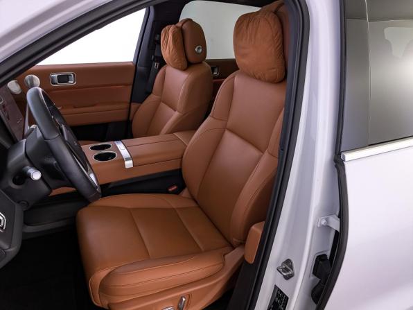 Li Auto (Lixiang) L6 с пробегом 2024 года, цена 5 850 000 рублей, 25555 км, внедорожник, Автокод Объявления