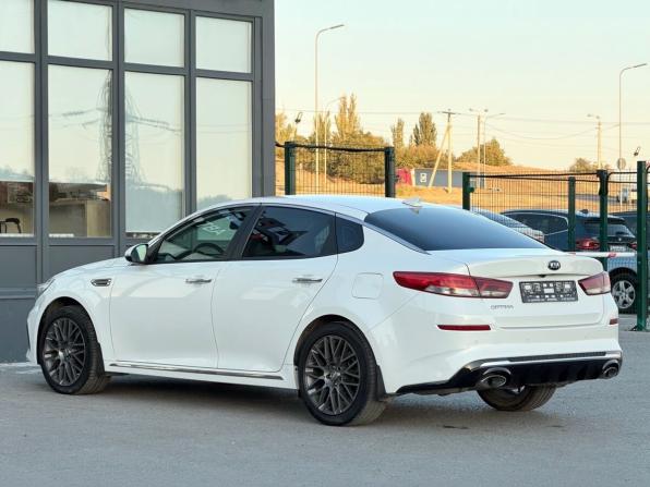 Kia Optima IV Рестайлинг с пробегом 2018 года, цена 2 200 000 рублей, 89792 км, седан, Автокод Объявления