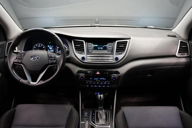 Hyundai Tucson III с пробегом 2015 года, цена 2 290 000 рублей, 73629 км, внедорожник, Автокод Объявления
