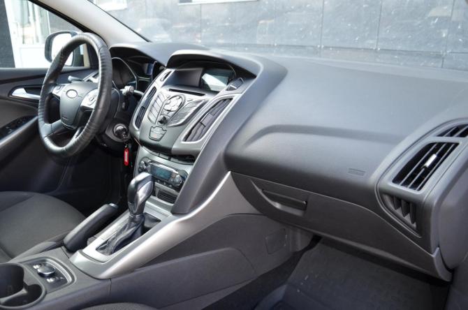 Ford Focus III с пробегом 2013 года, цена 849 900 рублей, 106388 км, хэтчбек, Автокод Объявления