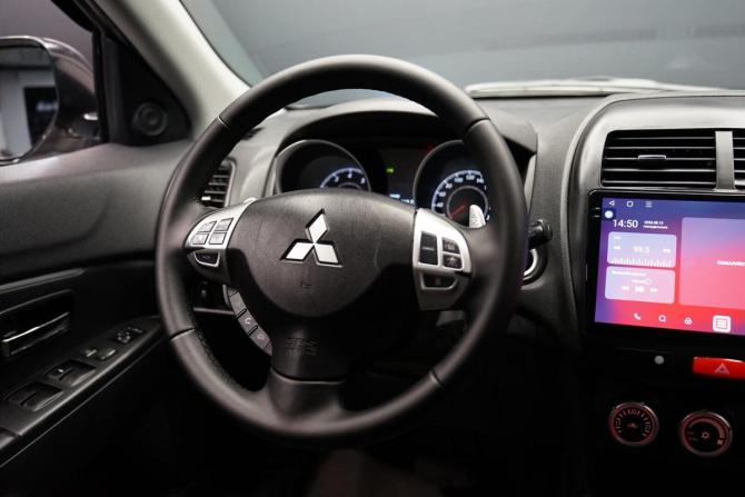 Mitsubishi ASX I с пробегом 2011 года, цена 972 000 рублей, 255706 км, внедорожник, Автокод Объявления
