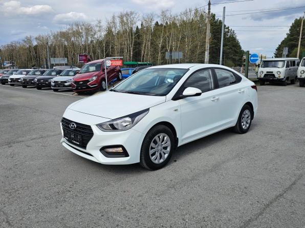 Hyundai Solaris II с пробегом 2017 года, цена 1 199 000 рублей, 175750 км, седан, Автокод Объявления