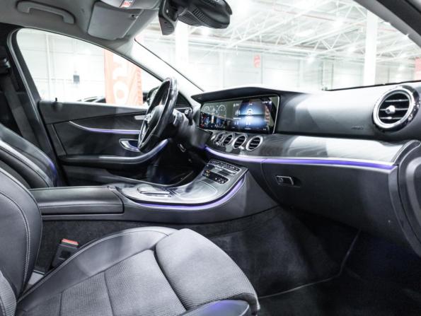 Mercedes-Benz E-Класс V (W213 S213 C238) Рестайлинг с пробегом 2022 года, цена 3 900 000 рублей, 60630 км, универсал, Автокод Объявления