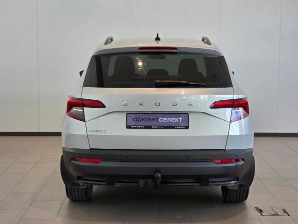 Skoda Karoq I с пробегом 2021 года, цена 2 445 000 рублей, 41474 км, внедорожник, Автокод Объявления