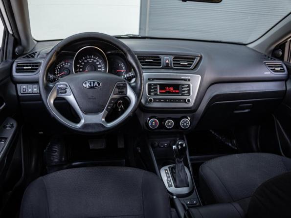 Kia Rio III Рестайлинг с пробегом 2016 года, цена 1 280 000 рублей, 174590 км, хэтчбек, Автокод Объявления