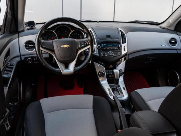 Chevrolet Cruze I Рестайлинг с пробегом 2014 года, цена 860 000 рублей, 136407 км, хэтчбек, Автокод Объявления