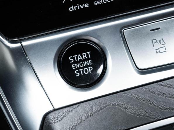 Audi A6 V (C8) с пробегом 2021 года, цена 3 550 000 рублей, 103618 км, седан, Автокод Объявления