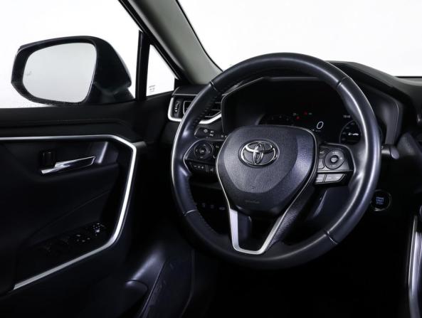 Toyota RAV4 V (XA50) с пробегом 2023 года, цена 3 790 000 рублей, 47457 км, внедорожник, Автокод Объявления