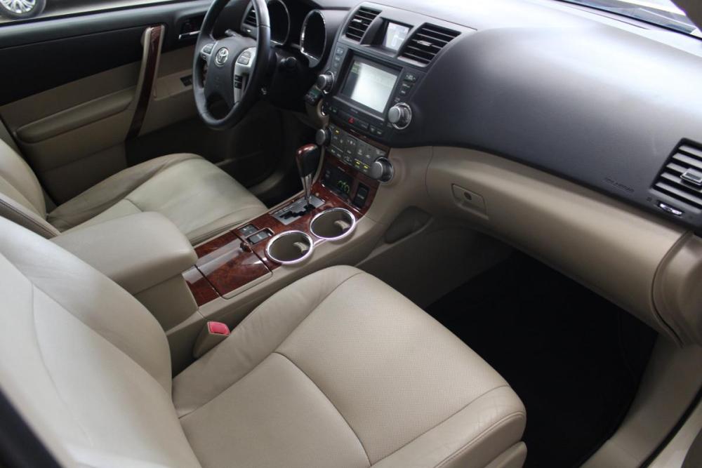 Toyota Highlander II (XU40) Рестайлинг Томск  - изображение 12