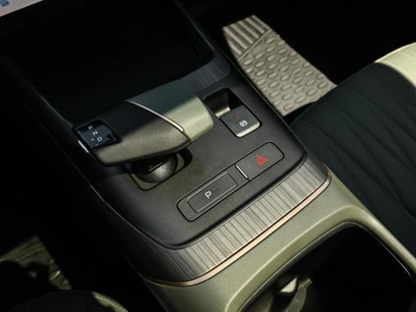 Changan Lamore с пробегом 2024 года, цена 2 049 000 рублей, 24172 км, седан, Автокод Объявления