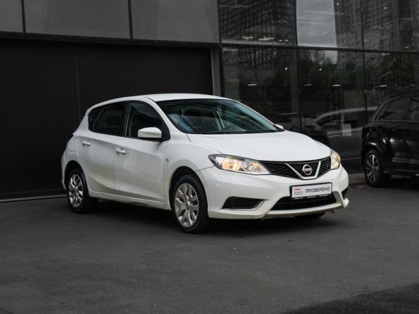 Nissan Tiida II с пробегом 2015 года, цена 1 000 000 рублей, 155325 км, хэтчбек, Автокод Объявления