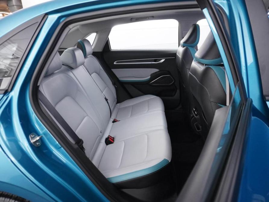 Geely Emgrand II Москва  - изображение 7