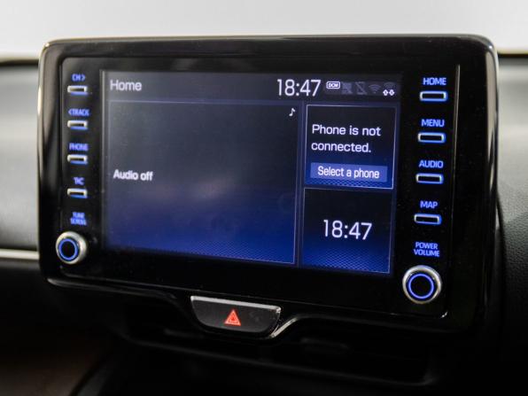 Toyota Yaris Cross с пробегом 2021 года, цена 1 960 000 рублей, 44587 км, внедорожник, Автокод Объявления
