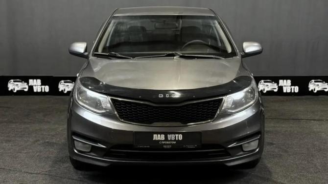 Kia Rio III Рестайлинг с пробегом 2017 года, цена 1 099 000 рублей, 105000 км, седан, Автокод Объявления