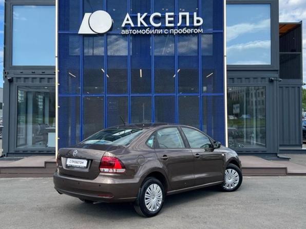 Volkswagen Polo V Рестайлинг с пробегом 2018 года, цена 1 199 000 рублей, 95000 км, седан, Автокод Объявления