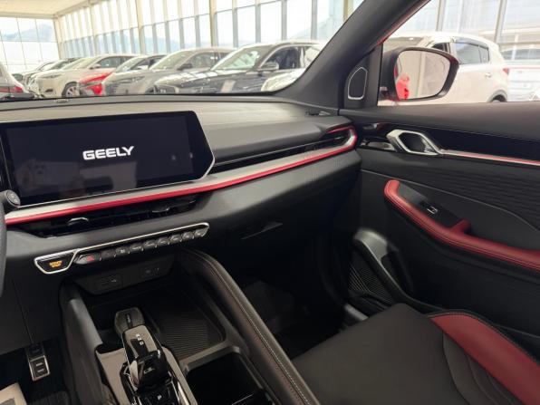 Geely Coolray I Рестайлинг с пробегом 2024 года, цена 2 250 000 рублей, 13852 км, внедорожник, Автокод Объявления
