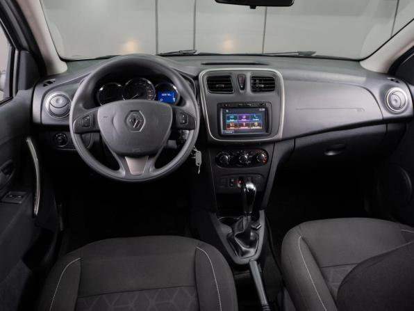 Renault Sandero II с пробегом 2018 года, цена 999 000 рублей, 100078 км, хэтчбек, Автокод Объявления