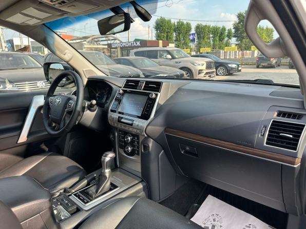 Toyota Land Cruiser Prado 150 Series Рестайлинг 2 с пробегом 2019 года, цена 5 850 000 рублей, 131301 км, внедорожник, Автокод Объявления