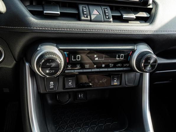 Toyota RAV4 V (XA50) с пробегом 2019 года, цена 2 890 000 рублей, 110801 км, внедорожник, Автокод Объявления