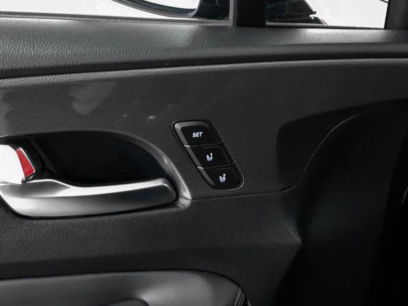 Hyundai Santa Fe IV Рестайлинг с пробегом 2022 года, цена 3 594 000 рублей, 71465 км, внедорожник, Автокод Объявления