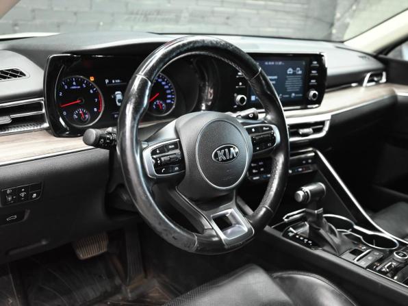 Kia K5 III с пробегом 2021 года, цена 2 560 000 рублей, 71836 км, седан, Автокод Объявления