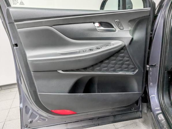 Hyundai Santa Fe IV Рестайлинг с пробегом 2022 года, цена 4 400 000 рублей, 41762 км, внедорожник, Автокод Объявления